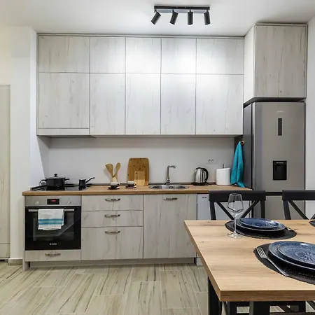 Sunny Side Wellness & Ξενοδοχείο με διαμερίσματα 5*