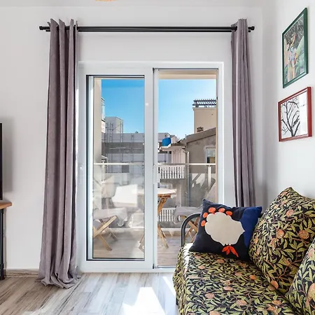 Sunny Side Wellness & Apartament *