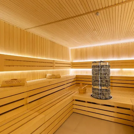 Ξενοδοχείο με διαμερίσματα Sunny Side Wellness & Μπούντβα