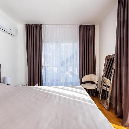 Sunny Side Wellness & Apartament Budva