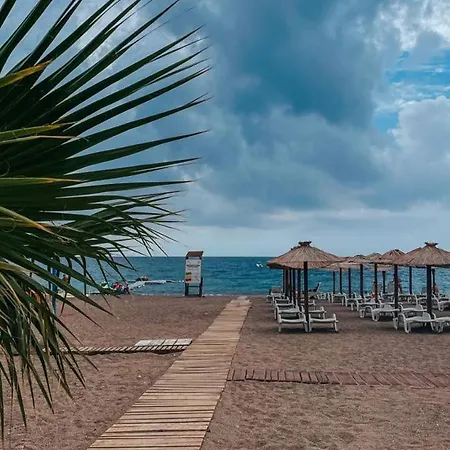 Sunny Side Wellness & Ξενοδοχείο με διαμερίσματα 5*