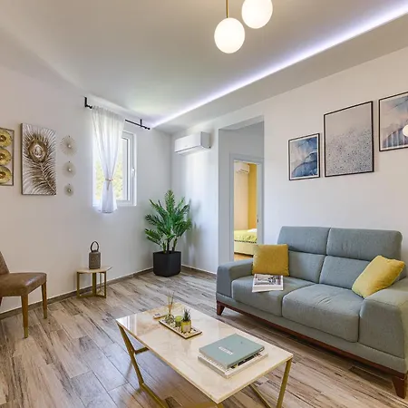 Sunny Side Wellness & 5*